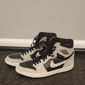 Men's Black and Gray Sneakers